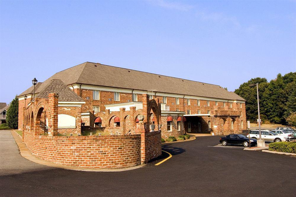 Best Western PLUS Governor's Inn Richmond Midlothian Exterior foto
